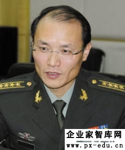 公方彬:我们需要让灵魂跟上发展的脚步 公方彬:我们需要让灵魂跟上发展的脚步