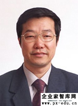 王长江:对传统文化多一些敬畏之心 王长江:对传统文化多一些敬畏之心