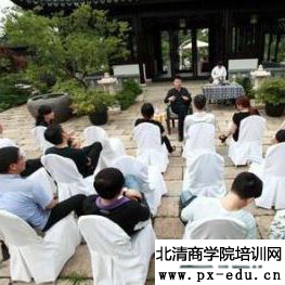 上海豪宅风水:劳斯莱斯.绿城《品御尊贵 风水豪宅》经典 上海豪宅风水:劳斯莱斯.绿城《品御尊贵 风水豪宅》经典