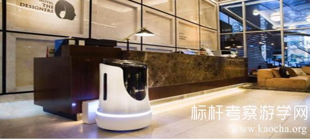 参观云迹科技,考察学习上海云迹科技:机器人,让人类更幸福! 参观云迹科技,考察学习上海云迹科技:机器人,让人类更幸福!