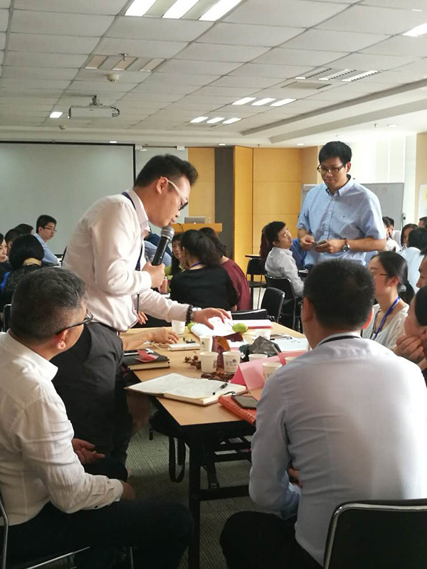 肖聪老师2016年9月7-8日为江苏华地讲授《互联网思维与传统企业互联网转型》课 肖聪老师2016年9月7-8日为江苏华地讲授《互联网思维与传统企业互联网转型》课