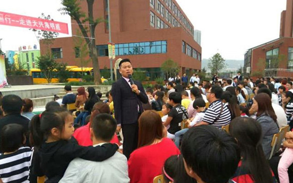 西安海明威学校“感恩励志 少年崛起”公益演讲圆满落幕 西安海明威学校“感恩励志 少年崛起”公益演讲圆满落幕