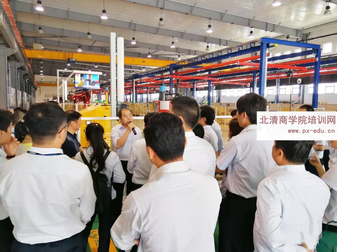 新松机器人整体参观考察