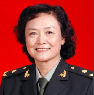 李小鹰