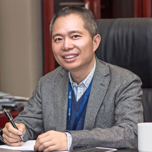何中林 何中林