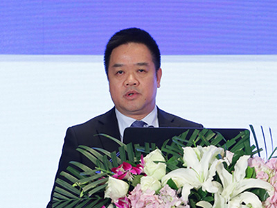 罗施毅 罗施毅