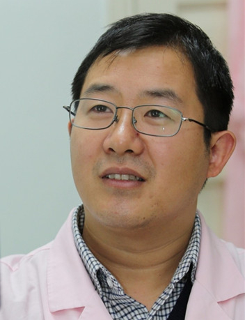 郭巨江 郭巨江
