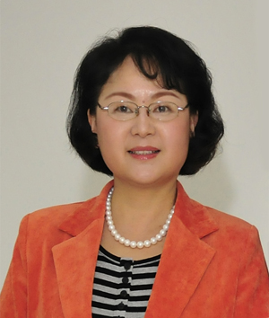 丁依玲 丁依玲