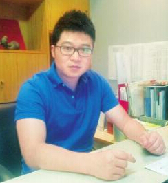邓益建 邓益建